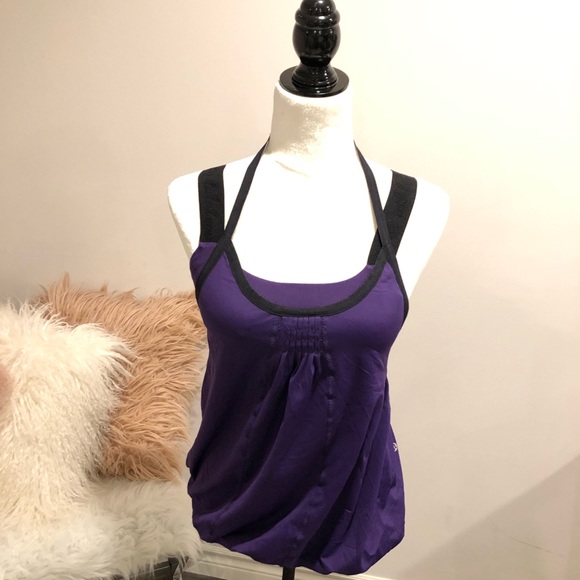 Lululemon two layered tank top with built in bra - Picture 3 of 8